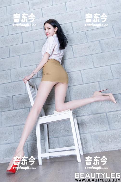 Beautyleg-Simon Beautyleg - 黑色私房写真:是怎样的魔力让Simon如此迷人?