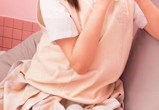 Feilin嗲囡囡 – 短裤盛典，waya小帝姬的图包精选在此，带你见证懵逼和小尴尬的完美结合！