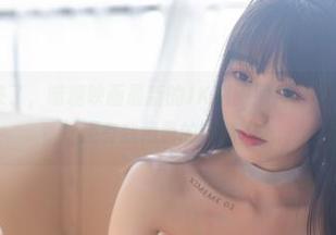 他们说春天来了，喵糖映画最新的JK制服照片证明这一切，当然还有我愚蠢的神情。