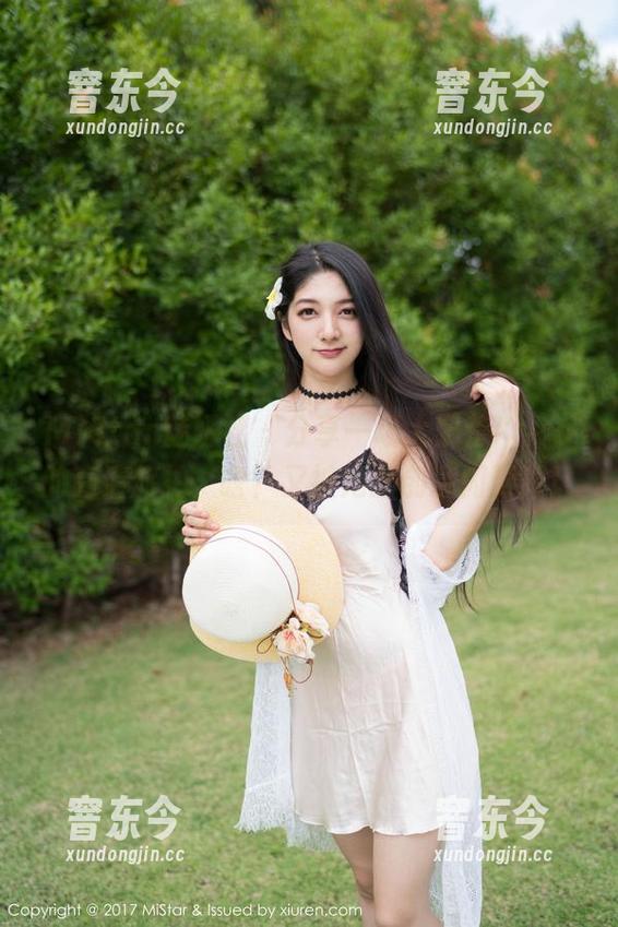 MiStar魅妍社-大奶昔Kyra MiStar魅妍社 - 分享一场大奶昔Kyra的高清旅拍,啥?又被她的创意闪到眼!