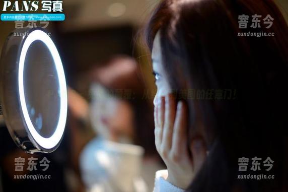 PANS-兔兔 PANS - 兔兔的颠覆:从纯白到美图的任意门!