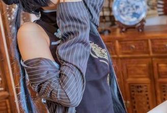 美图大汇总：Quan冉有点饿在浴室，能不能再穿点衣服啊？