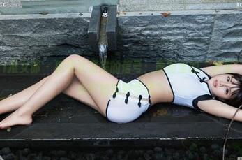 TuiGirl推女郎 – 松果儿发来的信号：原图里的“美足”，是我心中的美好梦想？