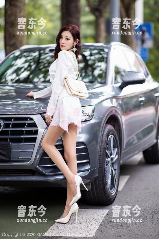 XIAOYU语画界-小热巴 XIAOYU语画界 - 探入小热巴的浴室写真——每张图片都透着一丝俏皮