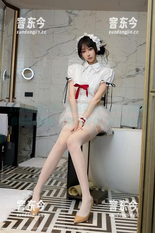 Xiuren秀人网-Lovely璐璐 Xiuren秀人网 - 最新套图:Lovely璐璐和她的高跟鞋,挑的是身材,还是场合?