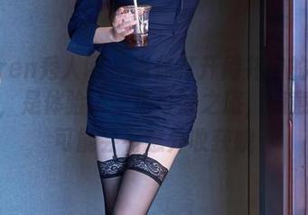 Xiuren秀人网 – 当你打开周井空的制服合集，是体验了一场奇妙之旅，随意翻翻可能会有意外收获哦