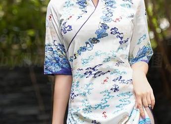Xiuren秀人网 – 万圣节的套图，看周慕汐baby把万圣节脏辫变成了美图，这水平太可了吧！