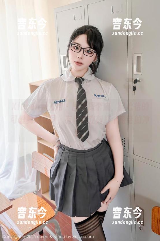 Xiuren秀人网-温心怡 Xiuren秀人网 - 图册探个底,温心怡的可爱舞动之间,有种想立刻打个电话的冲动。