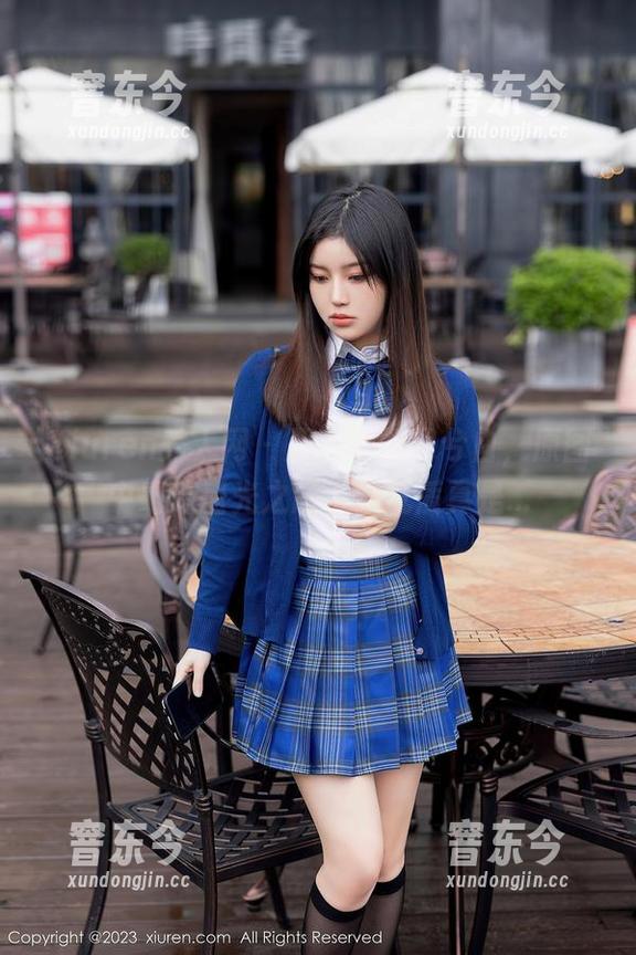 Xiuren秀人网-田兮白 Xiuren秀人网 - 职业装的田兮白,原图中毫无盛光之感,这气质真是...