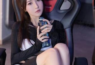 Xiuren秀人网 – 图包放送：龙女宝宝比基尼，衣服就像没穿呢～