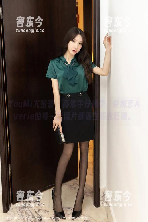 YouMi尤蜜荟 - 高清牛仔裤季，柴婉艺Averie的每一张照片都像在和我眨眼。