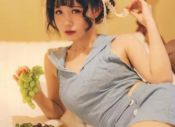 意外的体操服，miko酱ww图片中的俏皮与童趣