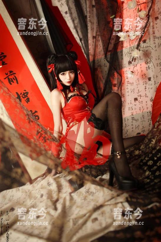 这“一米八的大梨子”和下平玲花的cos，照片让我想起了童年