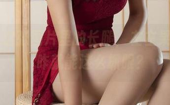 丽柜 – 这张图片里的长腿，左左果然会玩，咋就能这么抓眼？