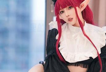 珍藏版，美图里的你夏夏“反差修女”之路