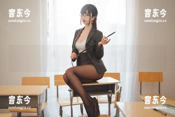 这些高清壁纸，妥妥把“凉凉子rioko”装进教室的每个角落，注意称呼要正式！