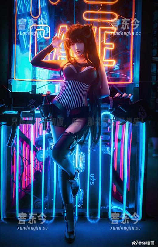 只是简言的和服，哇，那礼物的飘逸感！