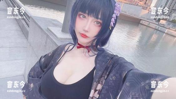 啾小妍的粉色图集啊，福利一波接一波，让人有些不适应。