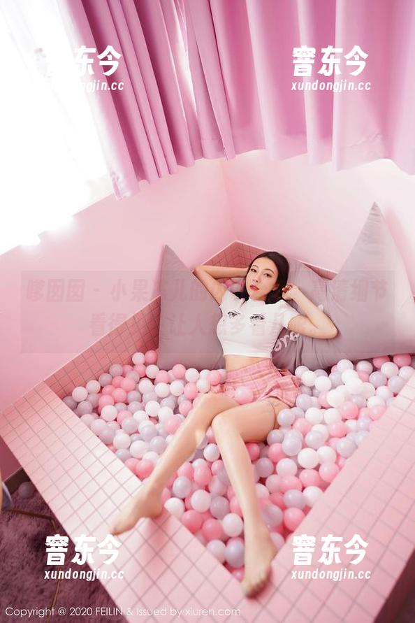嗲囡囡-小果冻儿 嗲囡囡 - 小果冻儿的内衣合集,高清细节看得见,让人想多看几眼。