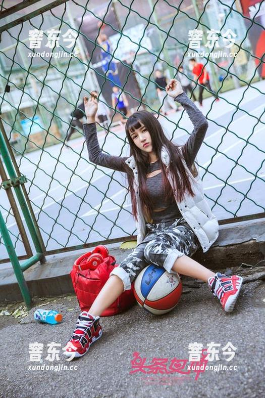 头条女神 - 信悦儿校园神技能，念书不止，要高清分享我的奇葩时刻！