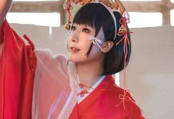 报道！小容仔咕咕咕w的内衣写真，免费送上！