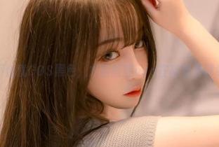 一言不合就COS黑色，尤猫醒醒ovo在高清里肆意发挥