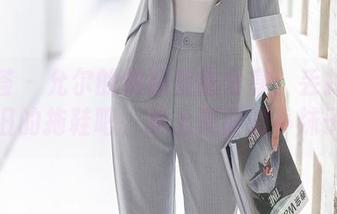 尤蜜荟 – 允尔的棉袜美图分享：丢掉那双老旧的拖鞋吧，换上美丽的小袜子！