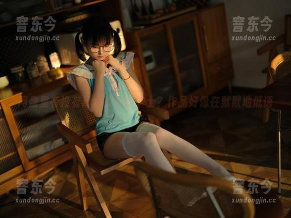 网盘里有没有幼水铃衣的护士？作品好像在默默地低语…