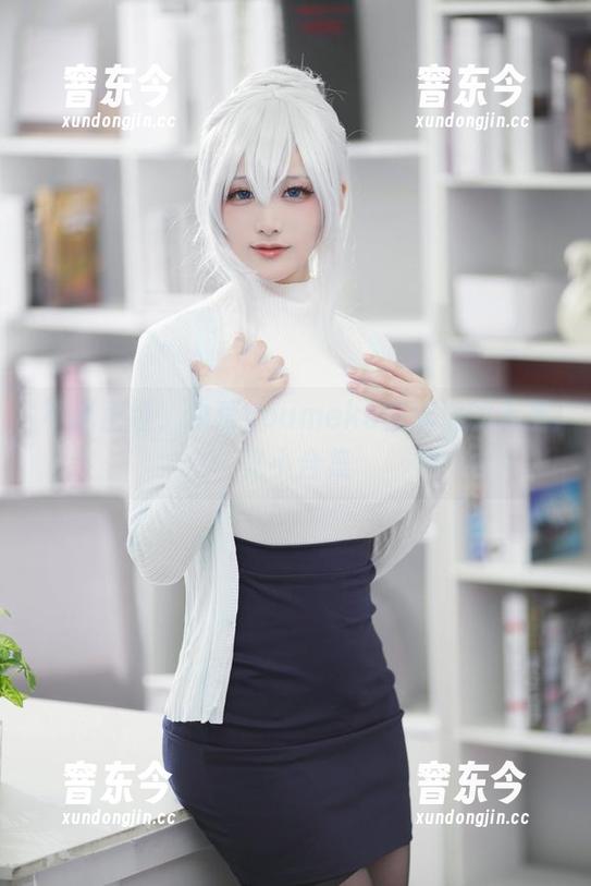 不必正经，幼爱youmeko在泳池的无圣光小合集