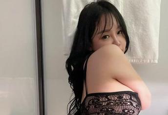 微密圈 – 海边的蓝，张鑫baby说是为了更新而生的美图，别眨眼哦。