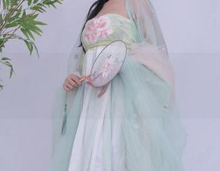 抖娘利世：别小看这一套私房女仆，才子出场