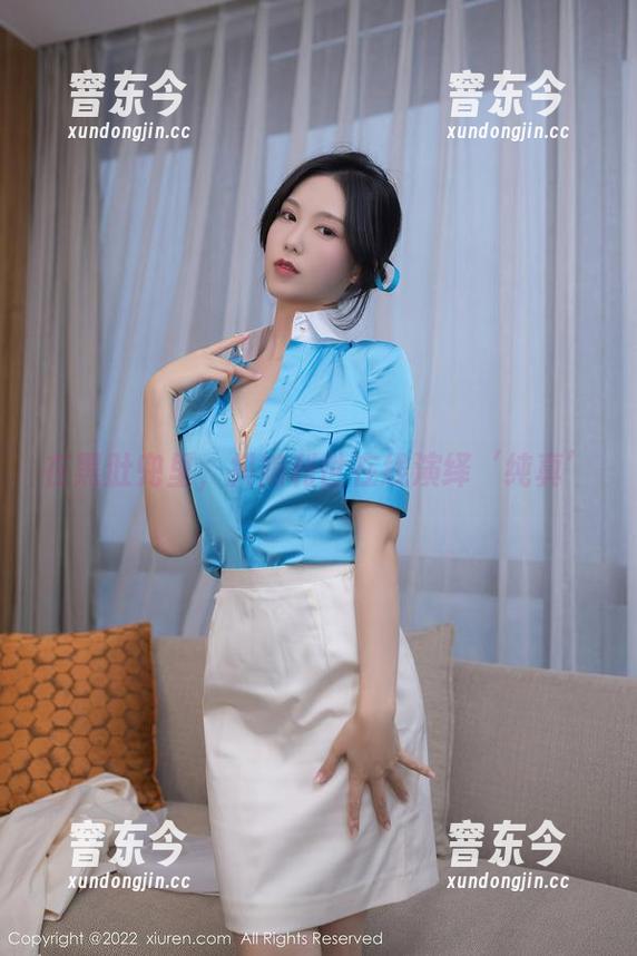 在黑肚兜里，抖娘利世在线演绎‘纯真’
