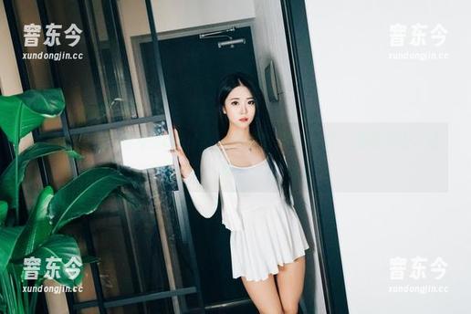 透明图包里的普美Bomi(보미)全套，眼前一亮，迷离又让人遐想。