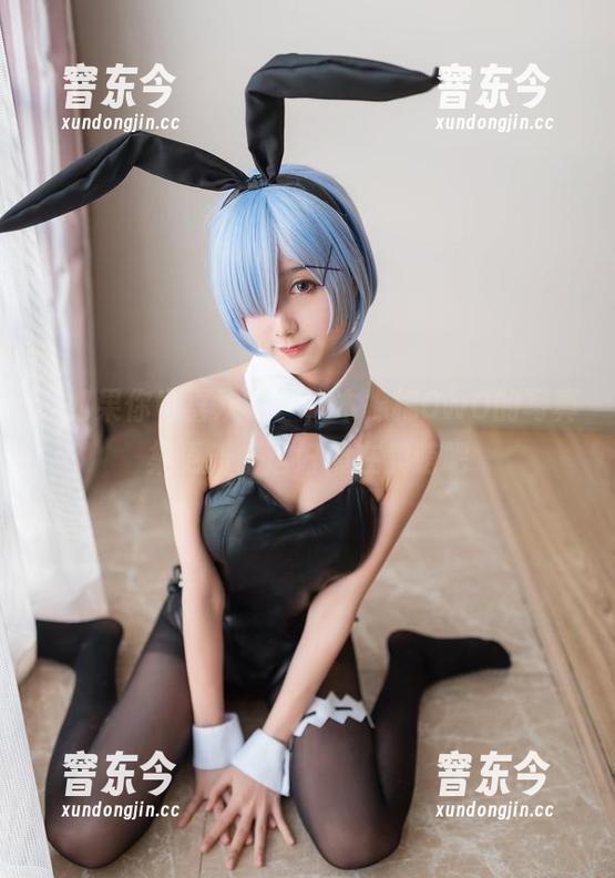 “如果你也喜欢花”，木棉棉OwO的写真集更新，这好像在卖萌吧