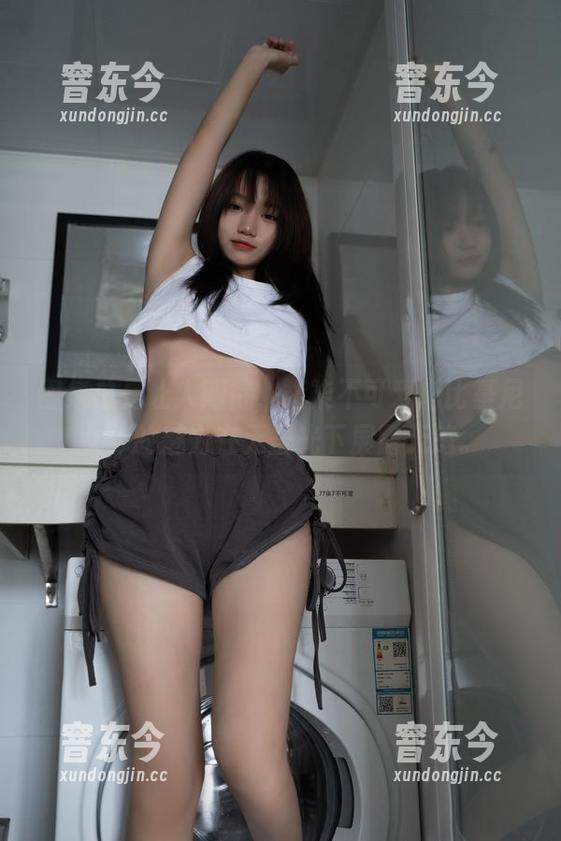 柒柒不可爱 图集总是让人期待,柒柒不可爱把比基尼女仆的魅力在无圣光下展露无遗。