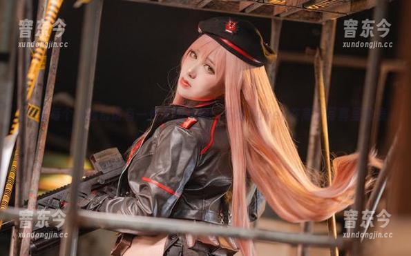 柘烟Zuken 或许每个女孩都该有一件大凤旗袍:柘烟Zuken在高清写真里的表现