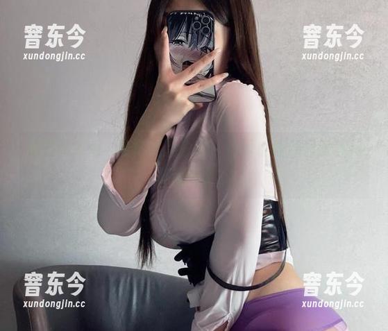 微密圈 - 桃沢樱呀高清分享，白丝小猫的日常就这样萌化了。