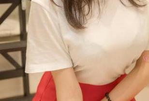 梦丝女神 – 水手服与刘诺，私房美图中的海洋气息弥漫风中。