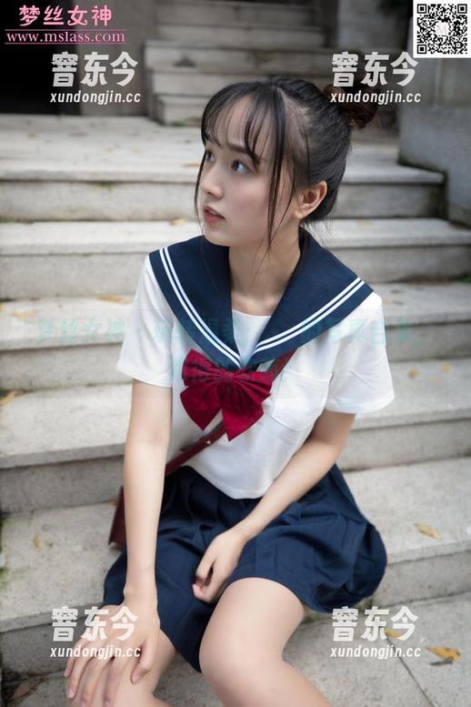梦丝女神 - 玩转温柔：玥玥的写真合集，难得的软萌！