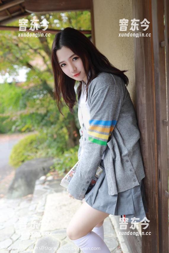 模范学院-露露Andrea 模范学院 - 看露露Andrea的体操服美图,我恍惚以为自己也能逆袭成健身女神,快,让我举个哑铃试试!