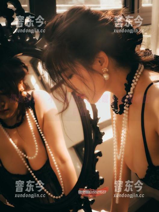 樱晚gigi 初夏梦回,不小心拍到了樱晚gigi的私房自拍