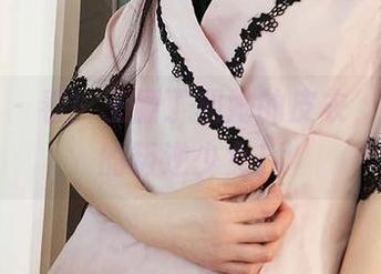 爱尤物 – 看！王俪丁和她的皮衣，壁纸版的叛逆少女！