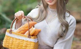玉汇yuuhui带你领略福利画面，碧蓝航线恶毒，这个名字好妙啊！