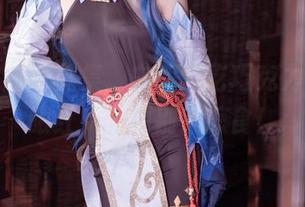 原神妮露写真集，白莉爱吃巧克力不怕你眼红，资源别来掠食！