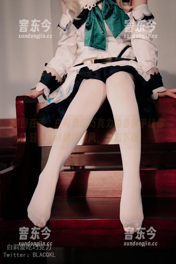 白莉爱吃巧克力 美图在手,白莉爱吃巧克力的香奈乎让你轻松get裙摆微风,别忘下载!