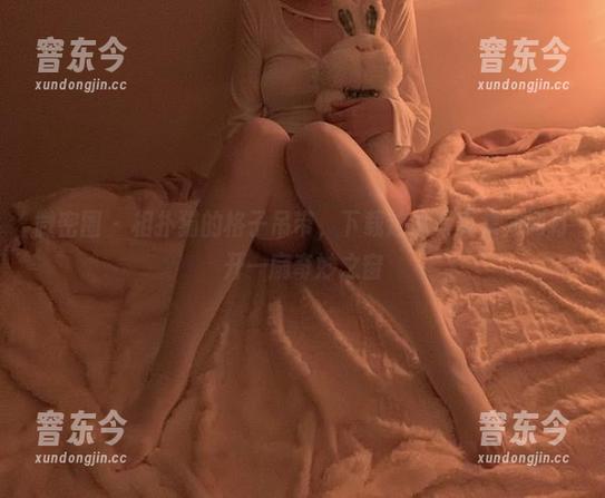 微密圈 - 相扑猫的格子吊带，下载这本写真集如同打开一扇奇妙之窗