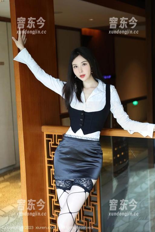 秀人网 - 在线不在线，图集中有Nic妮可可的制服魅力等你来发现