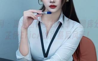 秀人网 – 游泳圈都要扎心了！图库分享卓芷伊EricA的比基尼风云！