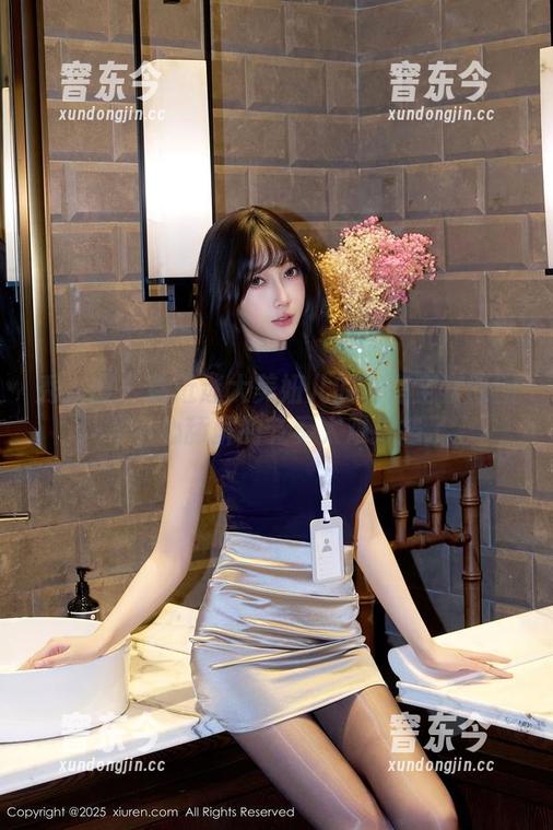 秀人网-大美妞儿 秀人网 - 最近迷大美妞儿的浴室全套原图,不小心舔屏的节奏太难抵挡了。