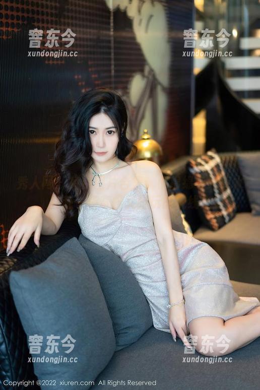 秀人网 - 免费图片合集：小绵绵与死库水，共赴一场奇怪又好玩的视线之约